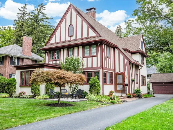 540 Seneca Pkwy, Rochester, NY 14613