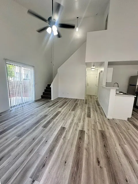 3 bed, 2.5 bath, 1200 sqft, $1,994 — Photo 4