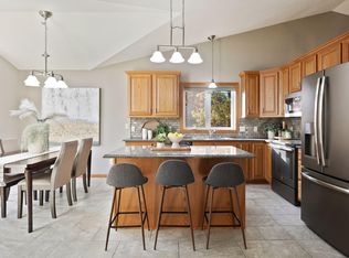 10353 165th St W, Lakeville, MN 55044