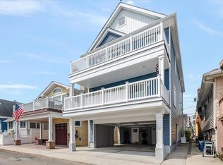 41 Michigan St, Long Beach, NY 11561