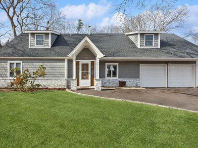 20 Hackberry Lane, Holbrook, NY, 11741