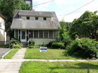 25-27 Laramie Rd, Plainfield, NJ 07060