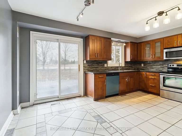 249 Charlton Ave — Photo 9
