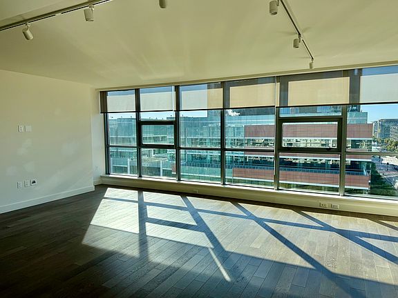 4th image of 480 Mission Bay Blvd N Unit 918