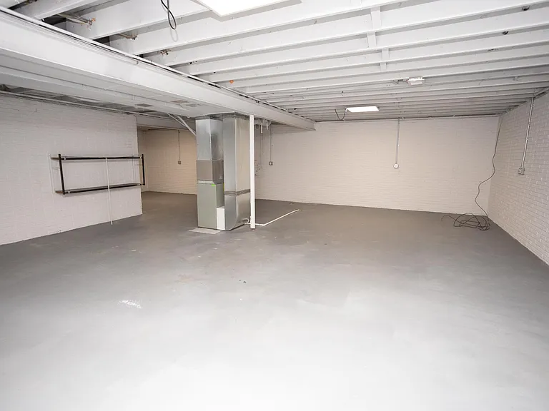 3310 Pine Grove Dr — Photo 17