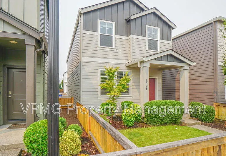 2628 NE 117th Pl — Photo 3