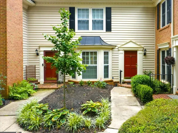 44 Mount Vernon Cir, Sandy Springs, GA 30338