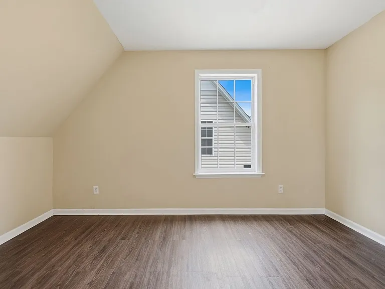 1575 Petty St SE — Photo 14