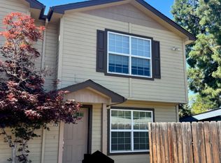 173 N Royal Ave, Eagle Point, OR 97524