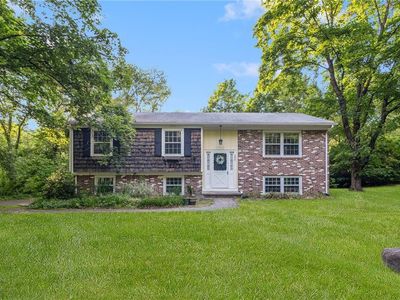 350 Essex Rd, North Kingstown, RI, 02852