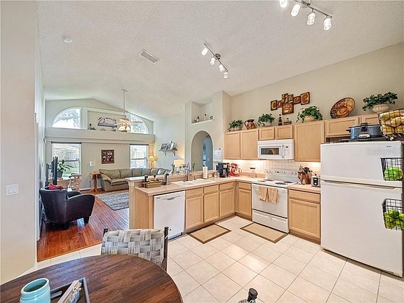 4th image of 347 Brightview Dr