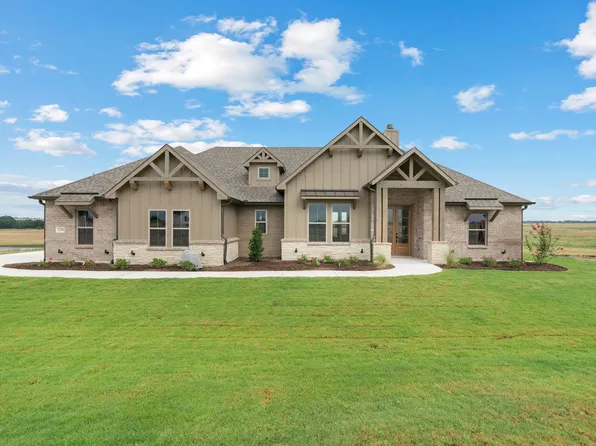 120 Emma Ct, Decatur, TX 76234