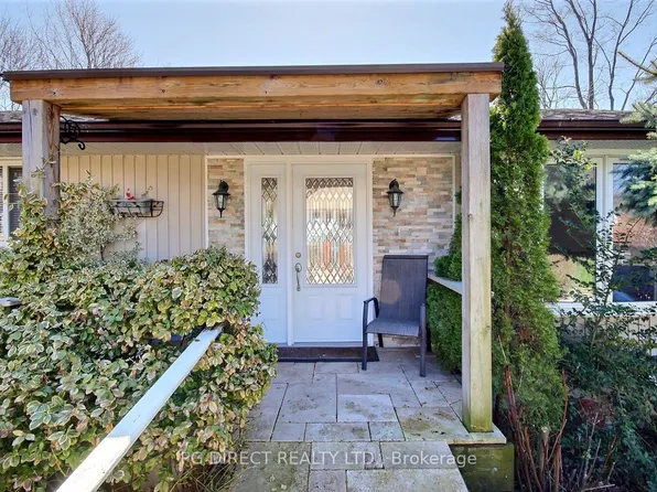 105 Anne St, Cobourg, ON K9A 1G4