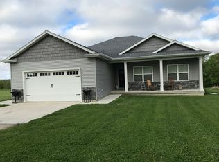 1617 1st St, Redfield, IA 50233