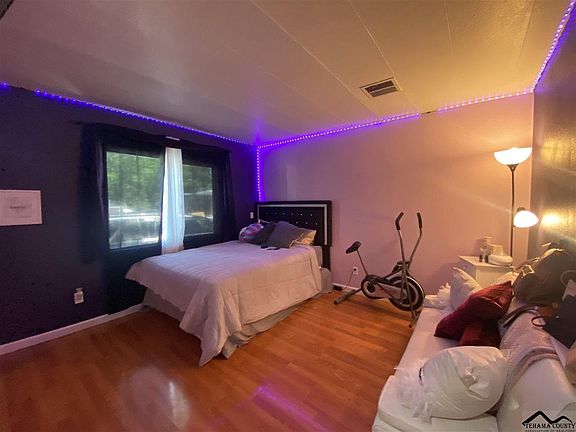 3rd image of 24850 5th Ave Space 25
