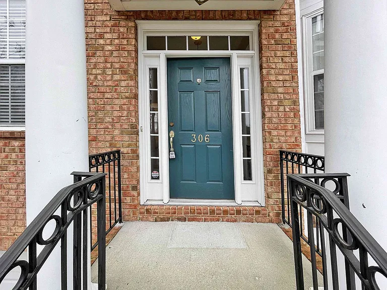 306 Mony Stone Ct SE — Photo 2
