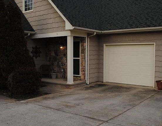2nd image of 74 39th Avenue Dr NW