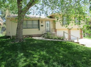 5629 Bay Meadows Rd, Omaha, NE 68127