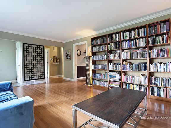 4th image of 380 Ridge Ave