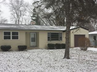 8404 Memory Trl, Wonder Lake, IL 60097
