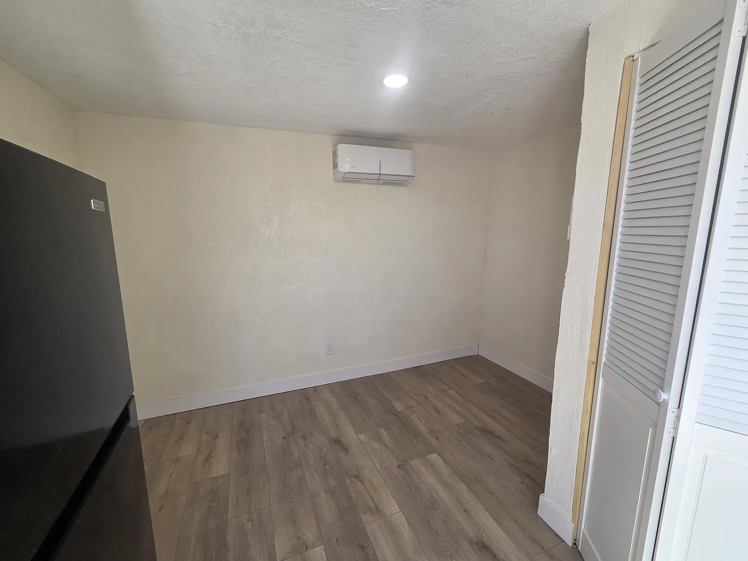 Bridgewood Ln, Victorville — Photo 1