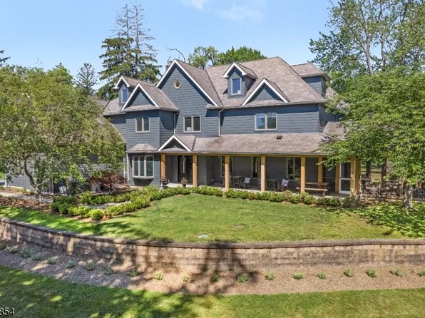165 Fox Chase Rd, Chester Twp., NJ 07930