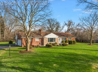 5753 Kilbrennan Rd, Bloomfield Hills, MI