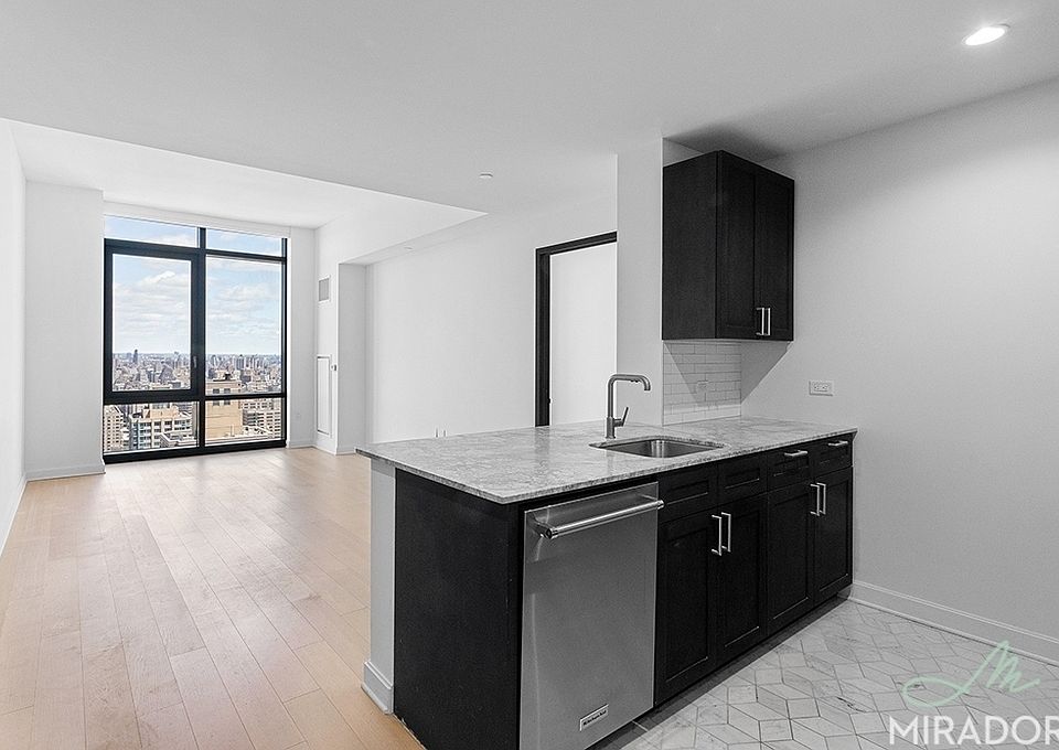1st image of 21 W End Ave APT 4101