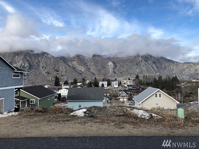 1st image of 265 E Emerson Dr