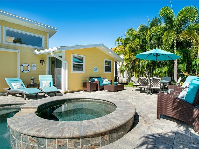 339 Avenida De Paradisio — Photo 46