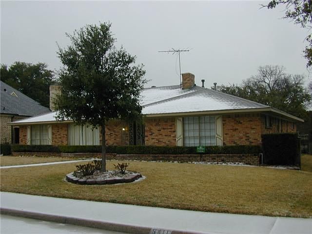 1st image of 6411 Mercedes Ave