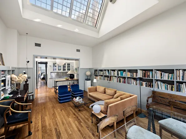 31 West 9th Street image 1 of 28
