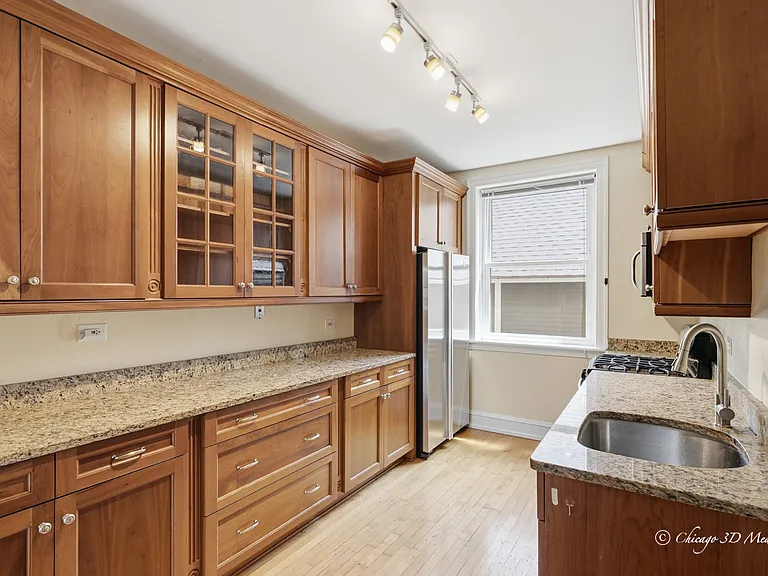 906 Greenwood St #2E — Photo 9