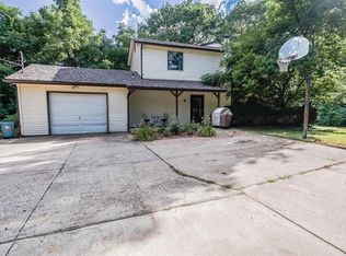 2621 Williams Creek Rd, High Ridge, MO 63049