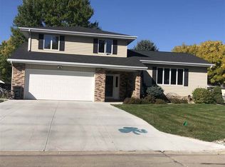 1307 N 9th St, Oneill, NE 68763