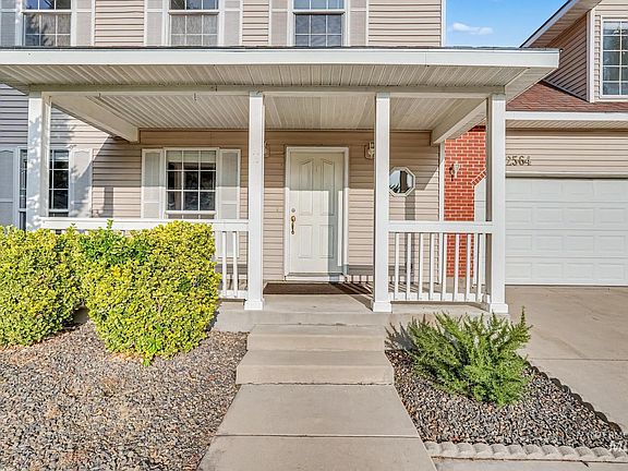 2nd image of 2564 N Monaco Way