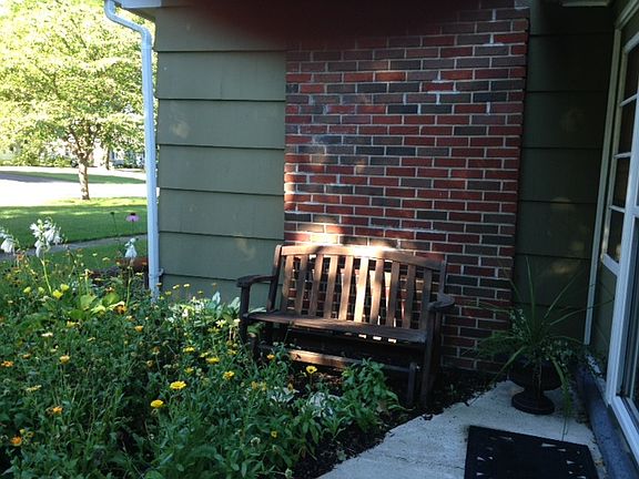 front yard sitting area