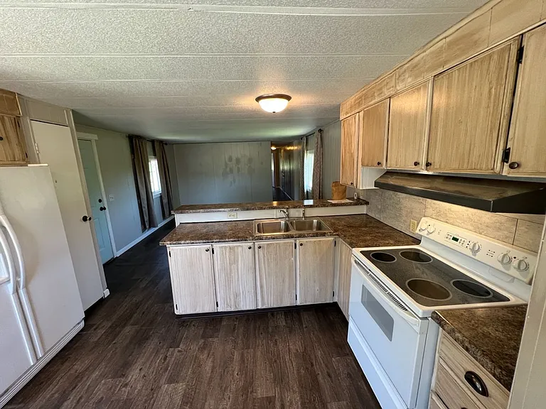 6 Reeves Rd — Photo 6