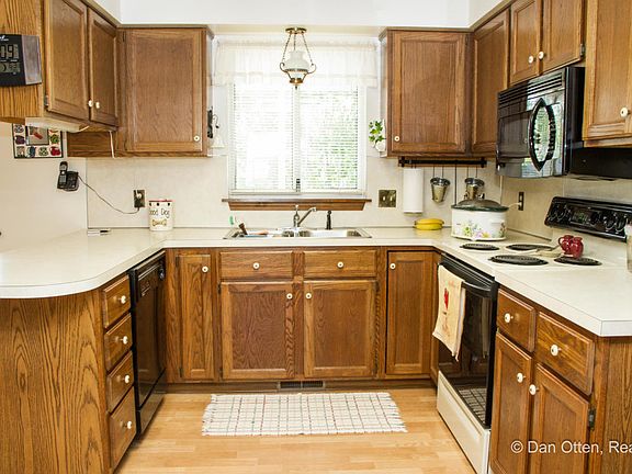 4th image of 5959 Valley Lane Dr SE