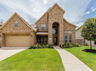 5015 Blackwater Ln, Sugar Land, TX 77479