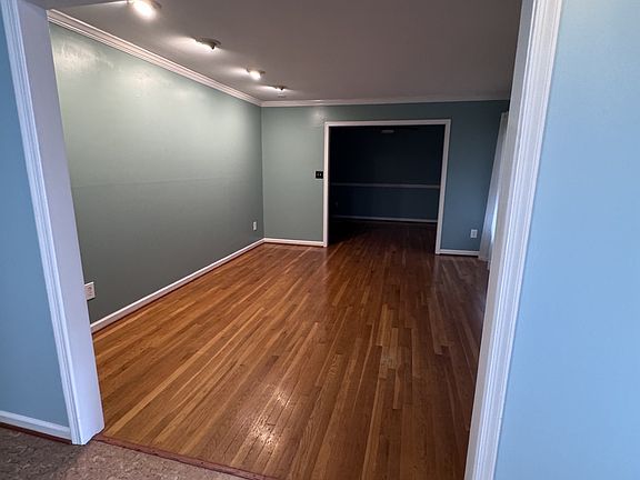 2nd image of 660 Village Green Pkwy