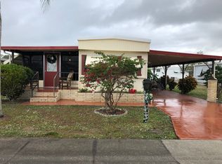 15771 Blue Skies Dr, North Fort Myers, FL 33917