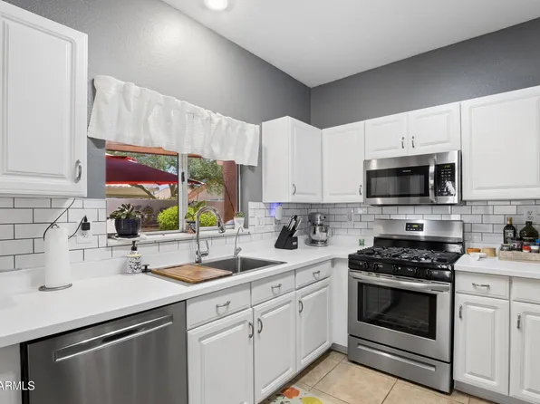 14325 W DOMINGO Lane, Sun City West, AZ 85375