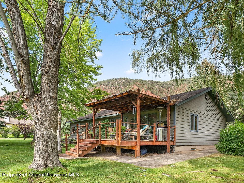 1st image of 283 Meadow Ln