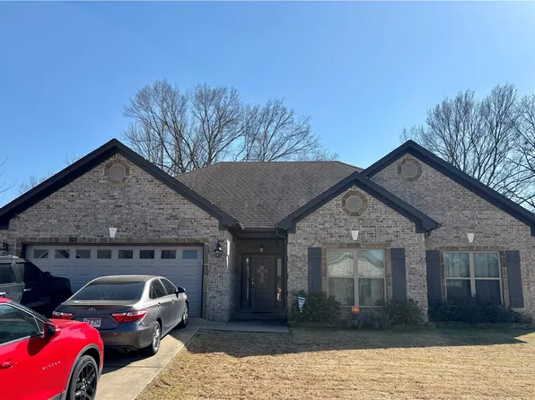 26 Thoroughbred Dr, Vilonia, AR 72173