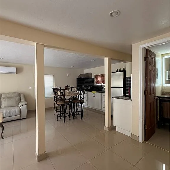 1212 E Columbus Dr #DOWN — Photo 9