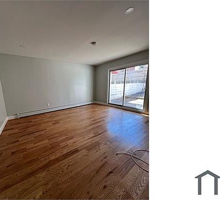 1st image of 3939 De Reimer Ave Floor 1