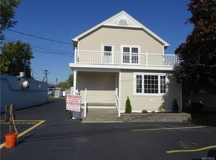 3352 Genesee St, Cheektowaga, NY 14225