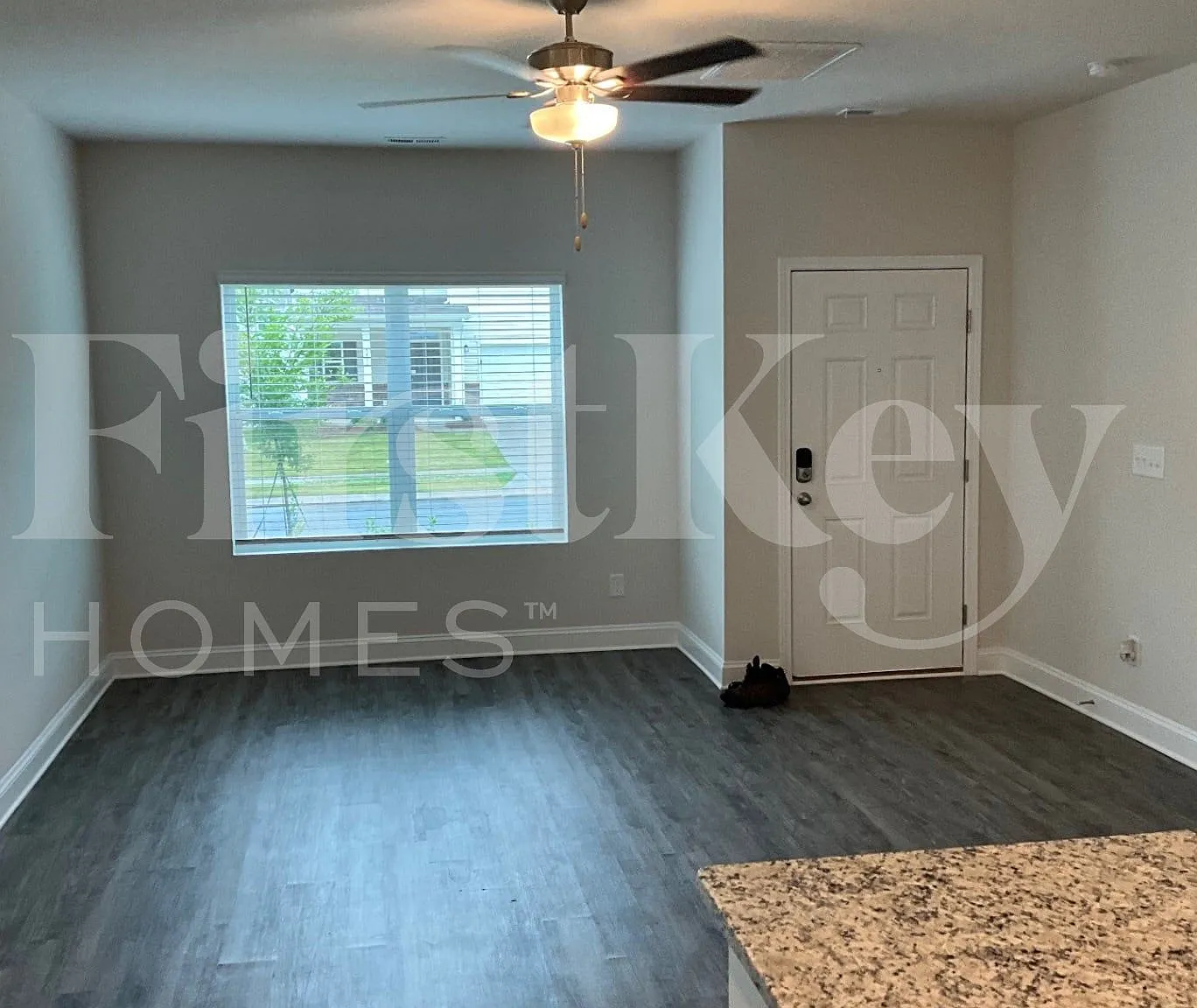 3 bed, 2.5 bath, 1881 sqft, $2,155 — Photo 2