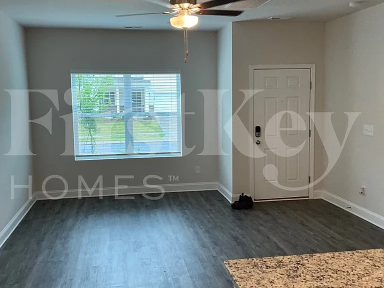 5513 Cobblestone Glen Dr — Photo 2